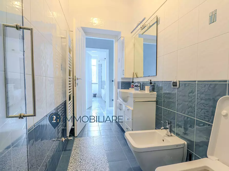 Immagine 15 di Casa semindipendente in vendita  in Salita Del Pianello a La Spezia