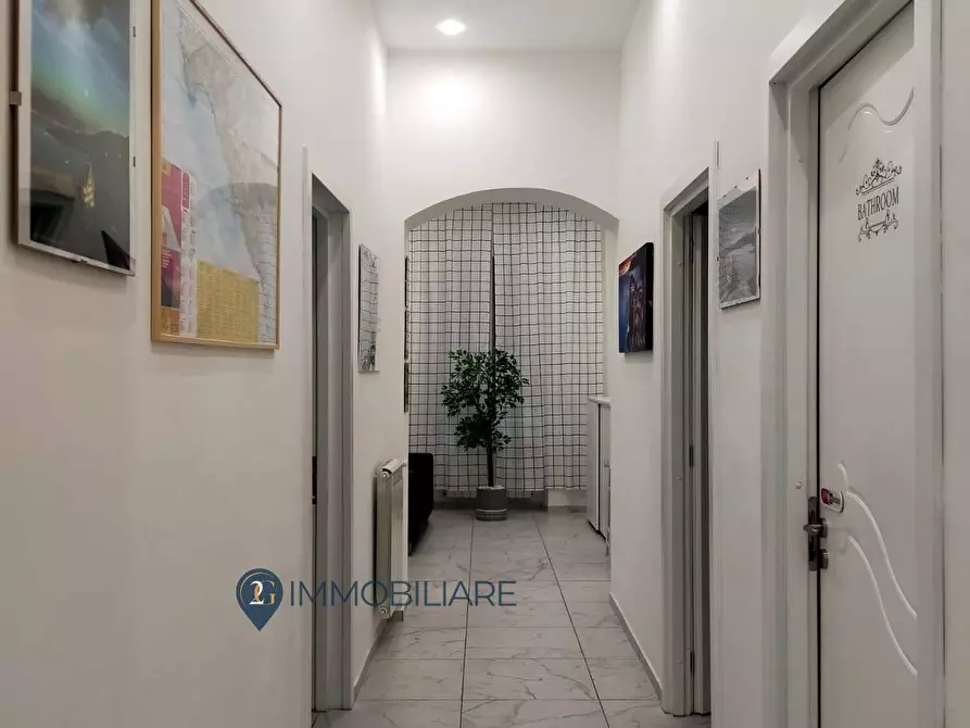 Immagine 2 di Appartamento in vendita  in Via Roma a La Spezia