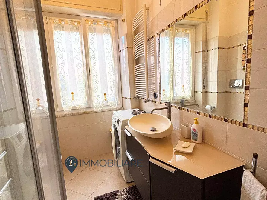 Immagine 9 di Appartamento in vendita  in Via Roma 38 a Portovenere