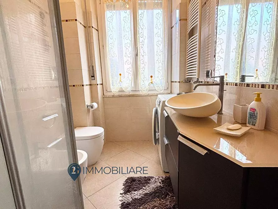 Immagine 15 di Appartamento in vendita  in Via Roma 38 a Portovenere