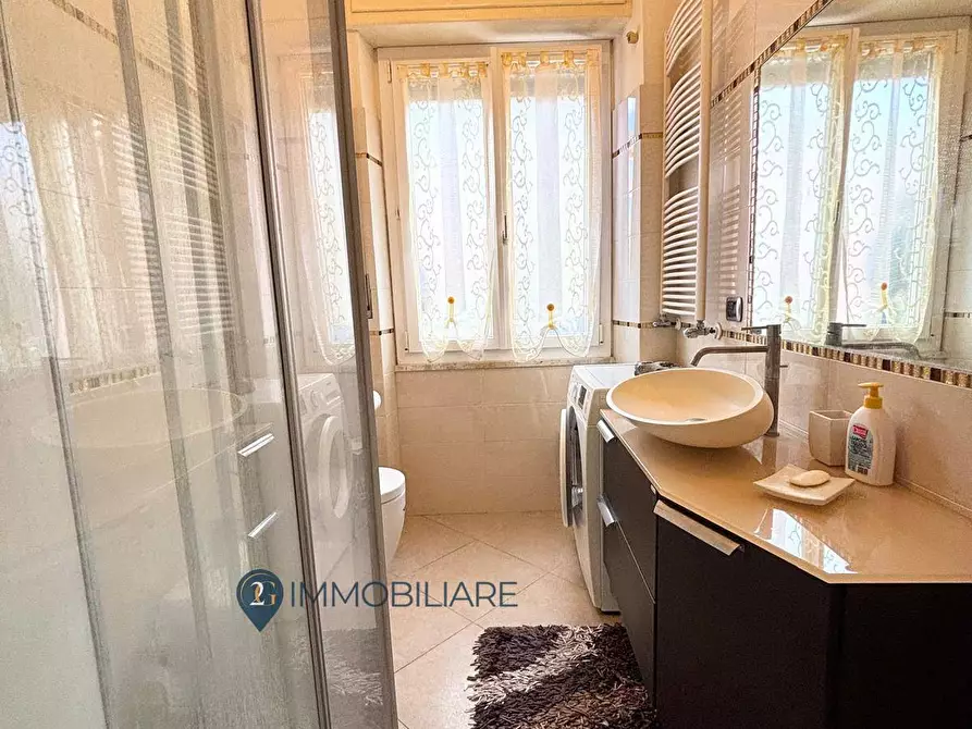 Immagine 13 di Appartamento in vendita  in Via Roma 38 a Portovenere