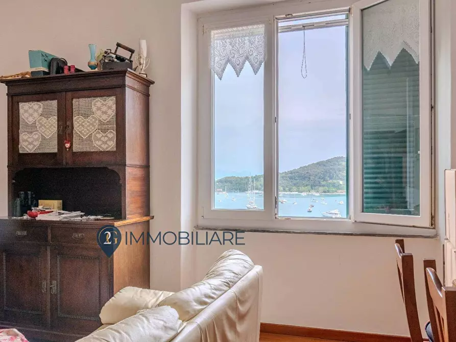 Immagine 6 di Appartamento in vendita  in Via delle ville 4 a Portovenere