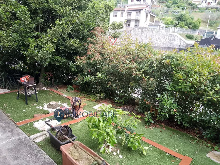 Immagine 9 di Casa indipendente in vendita  in Via Termo a Beverino