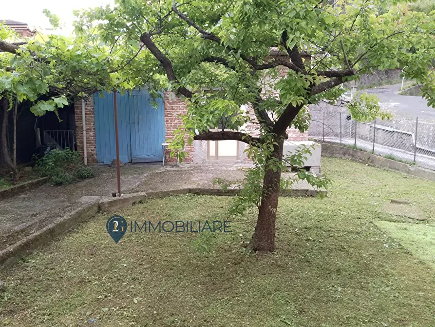 Immagine 12 di Casa indipendente in vendita  in Via Termo a Beverino