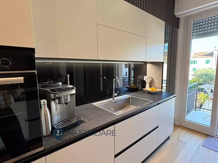 Immagine 8 di Appartamento in vendita  in Via Cuccarello 32 a Ameglia