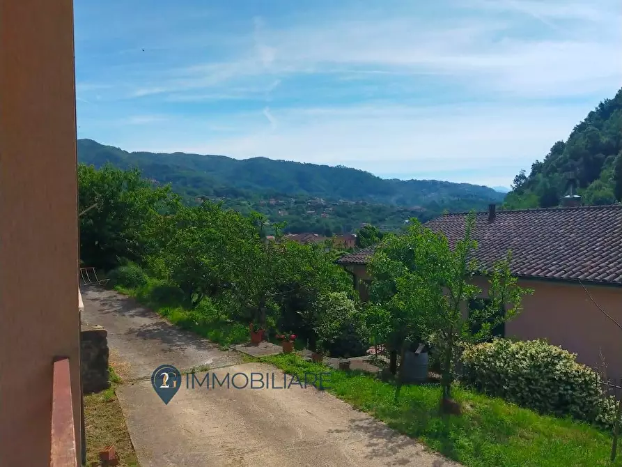 Immagine 16 di Appartamento in vendita  in Via Roma a Beverino