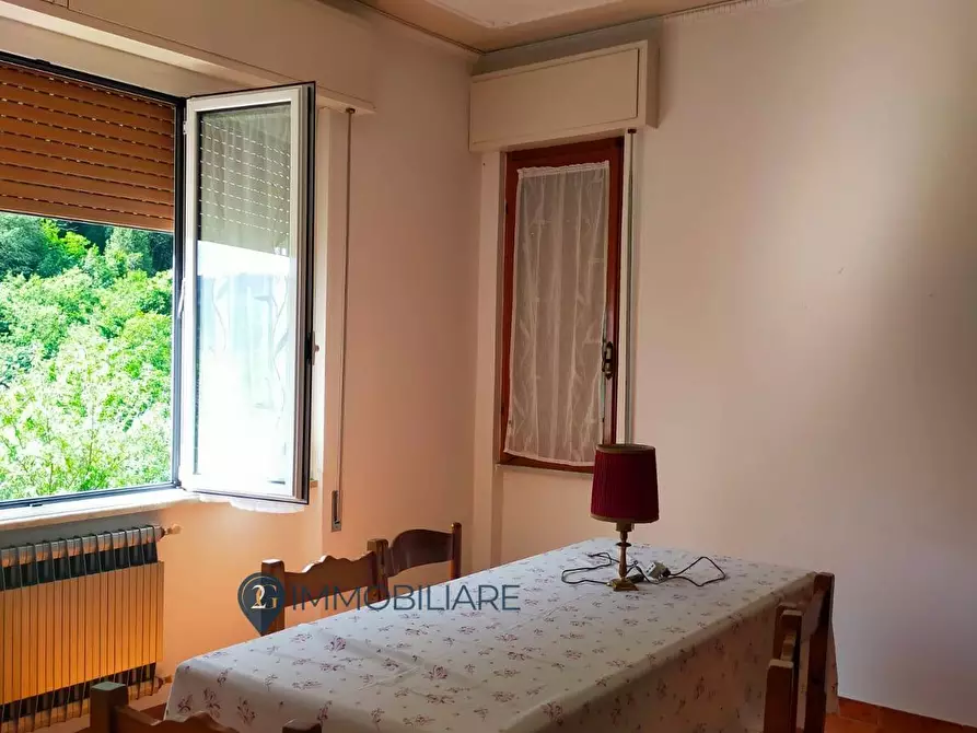 Immagine 5 di Appartamento in vendita  in Via Roma a Beverino