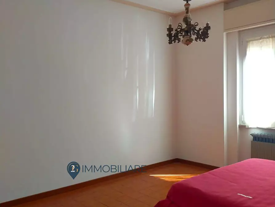 Immagine 9 di Appartamento in vendita  in Via Roma a Beverino