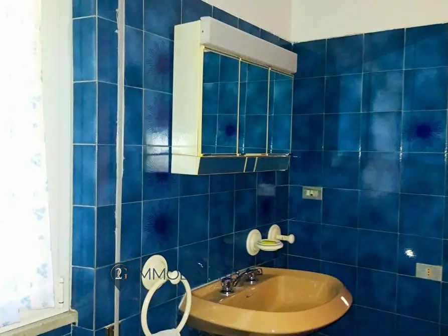 Immagine 11 di Appartamento in vendita  in Via Roma a Beverino