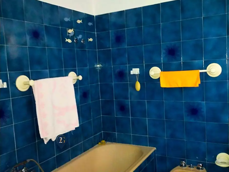 Immagine 12 di Appartamento in vendita  in Via Roma a Beverino