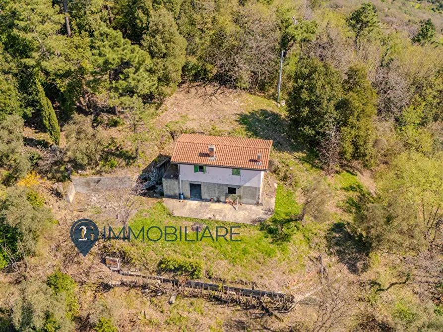 Immagine 1 di Casa indipendente in vendita  in Via Carignano 100 a Fosdinovo