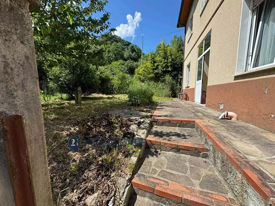 Immagine 19 di Appartamento in vendita  in Via Roma a Beverino