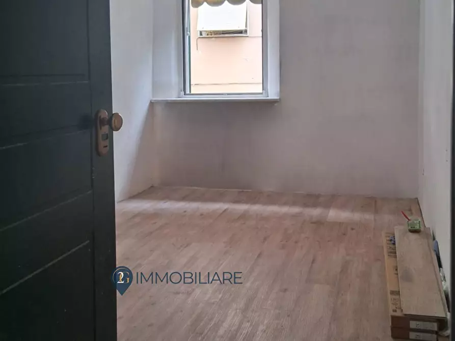 Immagine 3 di Appartamento in vendita  in Piazza Ludovico Corbani 14 a Aulla