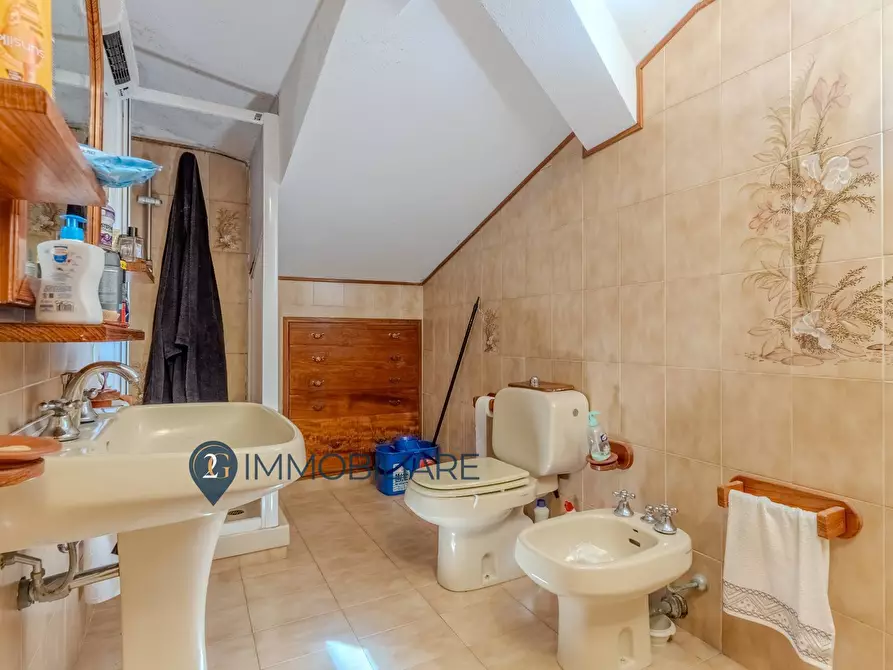 Immagine 11 di Villa in vendita  in Via Fosella 1 a La Spezia