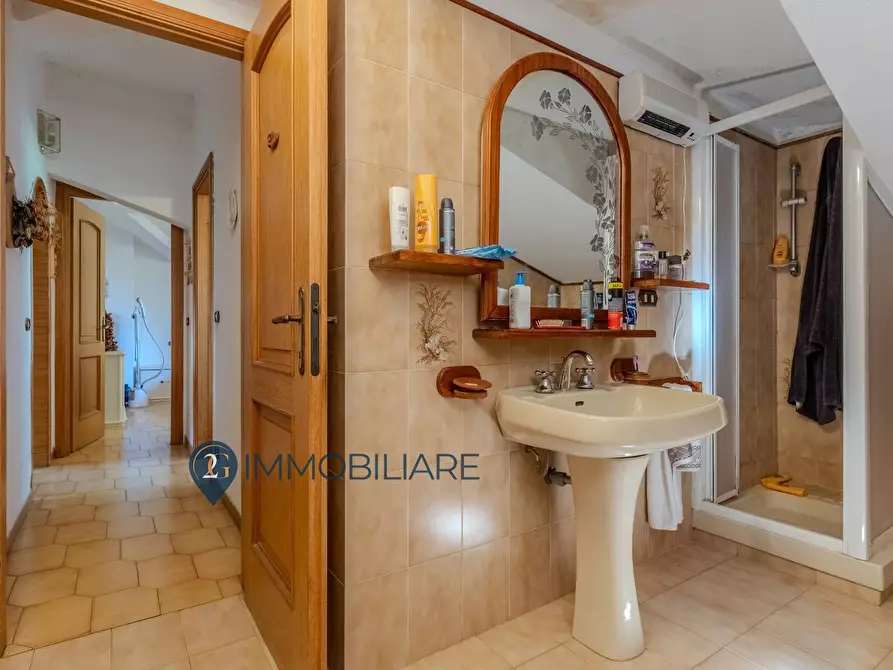 Immagine 13 di Villa in vendita  in Via Fosella 1 a La Spezia