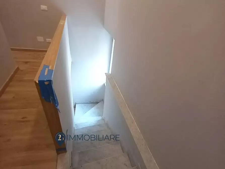 Immagine 7 di Appartamento in vendita  in Piazza Ludovico Corbani 14 a Aulla