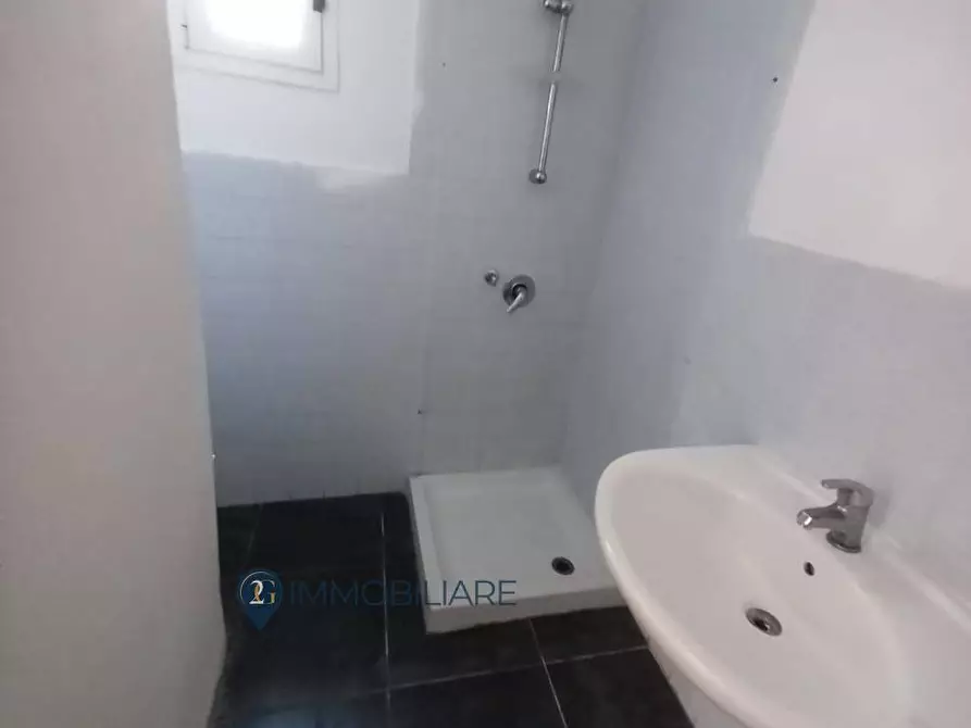 Immagine 12 di Appartamento in vendita  in Piazza Ludovico Corbani 14 a Aulla