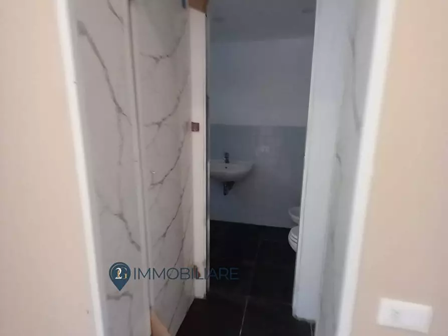 Immagine 14 di Appartamento in vendita  in Piazza Ludovico Corbani 14 a Aulla