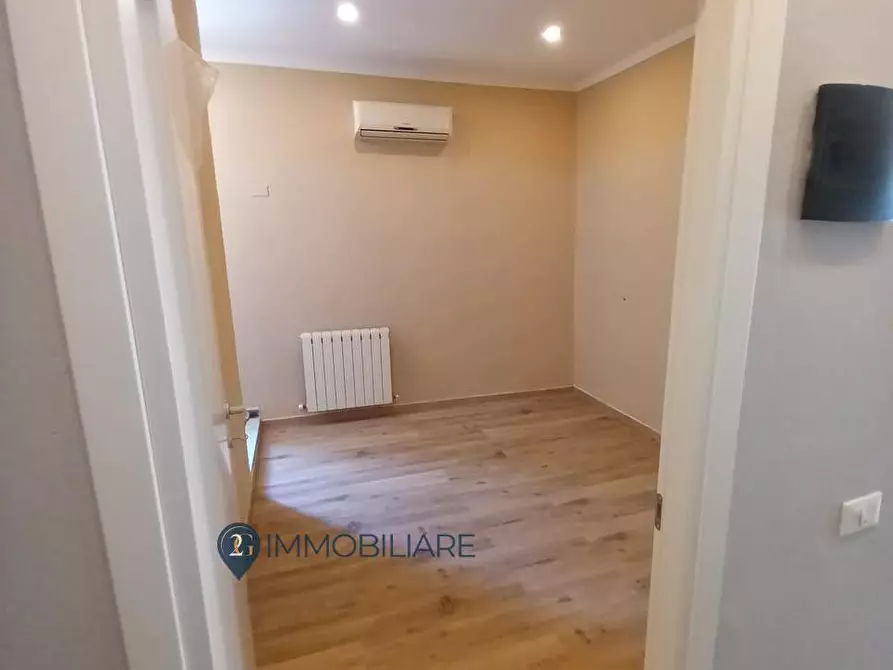 Immagine 24 di Appartamento in vendita  in Piazza Ludovico Corbani 14 a Aulla