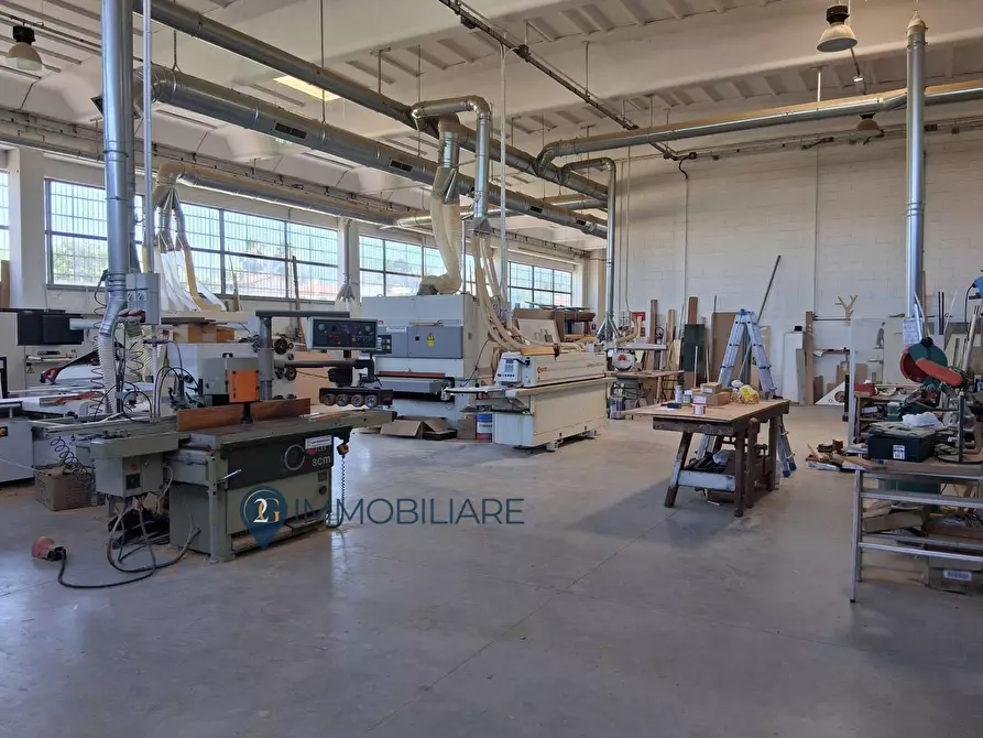 Immagine 2 di Capannone industriale in affitto  in Via Variante Aurelia 4 a Sarzana