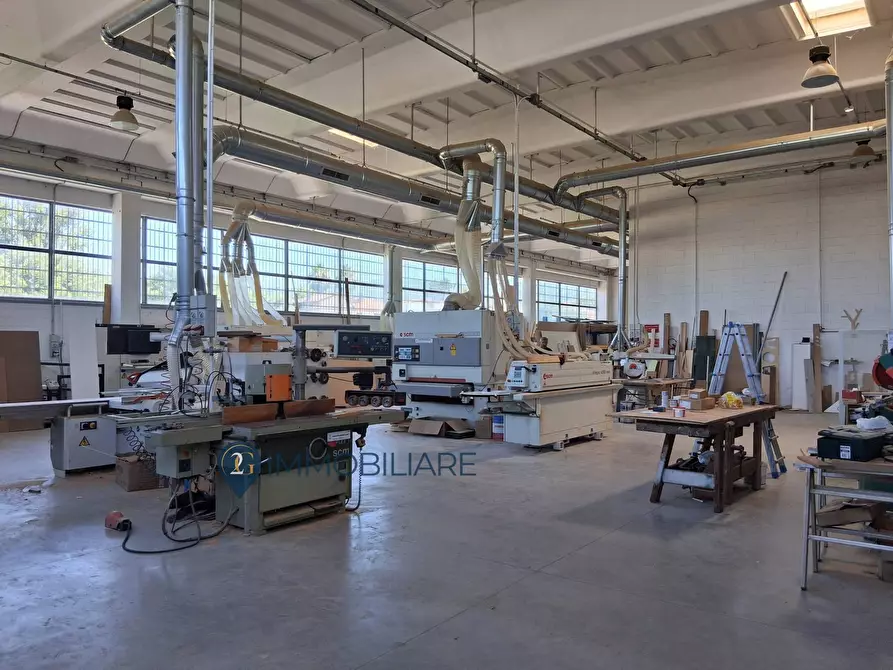 Immagine 4 di Capannone industriale in affitto  in Via Variante Aurelia 4 a Sarzana