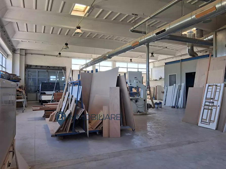 Immagine 8 di Capannone industriale in affitto  in Via Variante Aurelia 4 a Sarzana