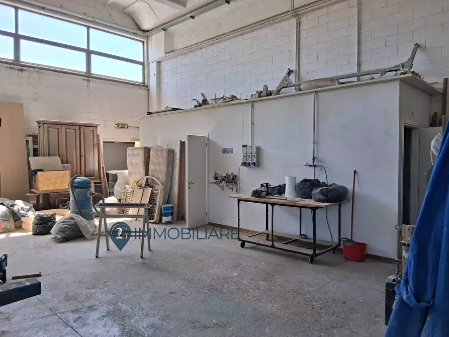Immagine 10 di Capannone industriale in affitto  in Via Variante Aurelia 4 a Sarzana