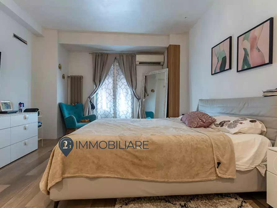 Immagine 13 di Appartamento in vendita  in Via 24 Maggio 115 a La Spezia