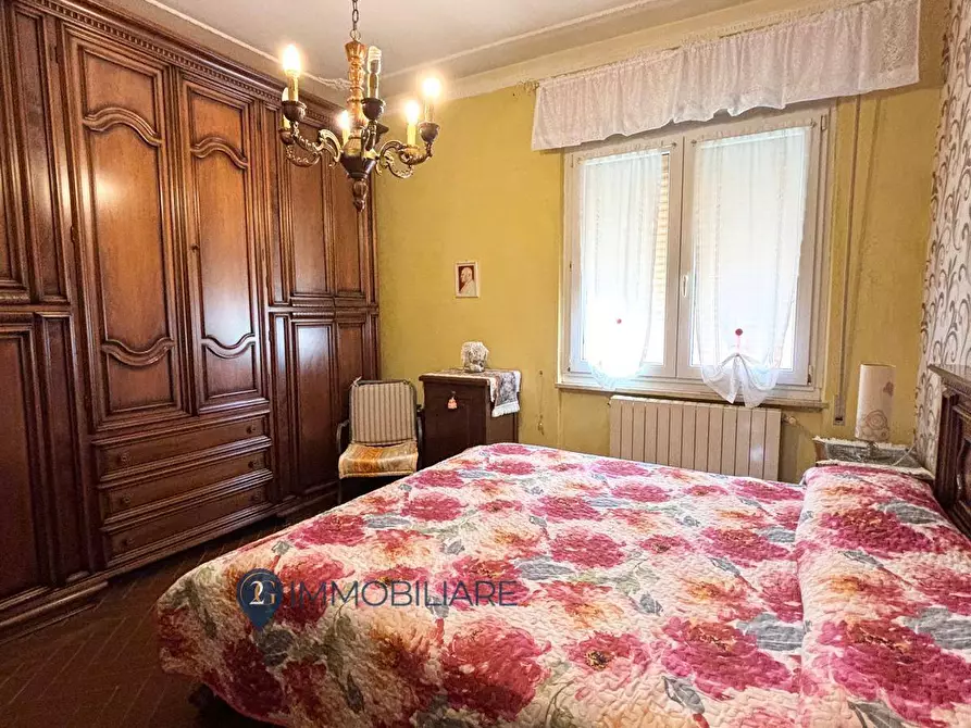 Immagine 15 di Appartamento in vendita  in Loc. Senato 30 a Lerici