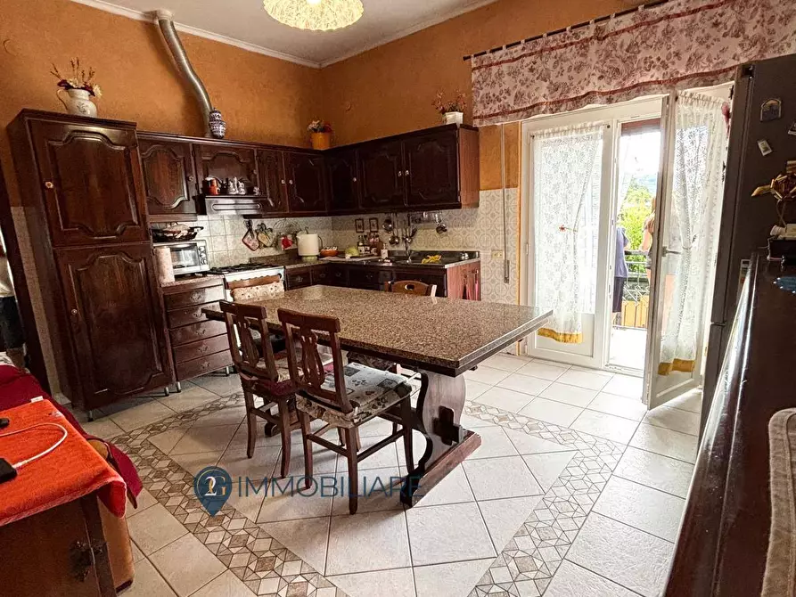 Immagine 9 di Appartamento in vendita  in Loc. Senato 30 a Lerici