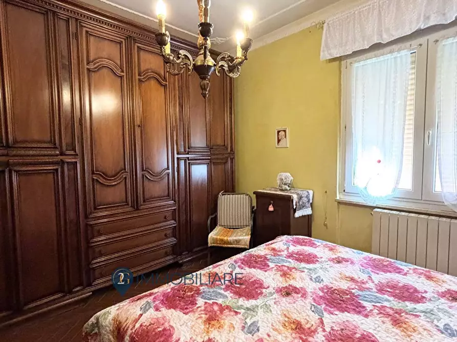 Immagine 17 di Appartamento in vendita  in Loc. Senato 30 a Lerici