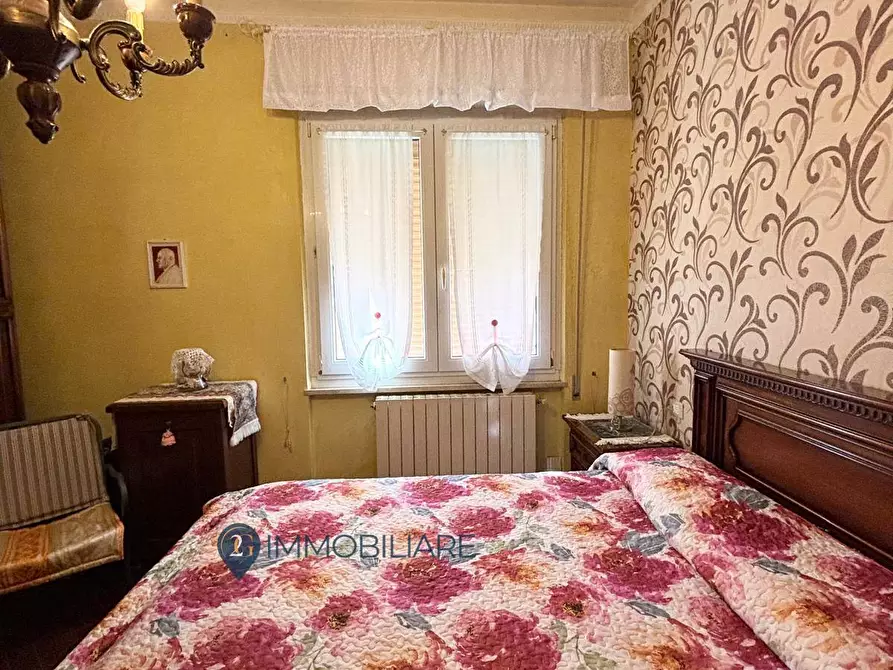 Immagine 18 di Appartamento in vendita  in Loc. Senato 30 a Lerici