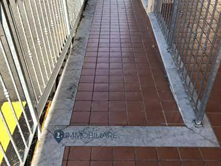 Immagine 6 di Locale commerciale in vendita  in Via Maestro Pietrino Venturini a Aulla