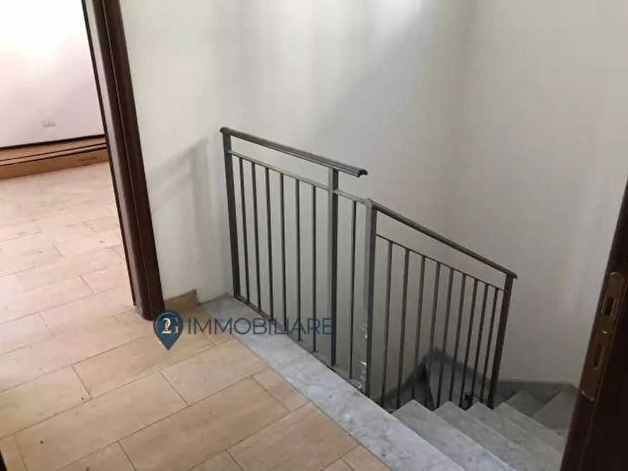 Immagine 7 di Locale commerciale in vendita  in Via Maestro Pietrino Venturini a Aulla