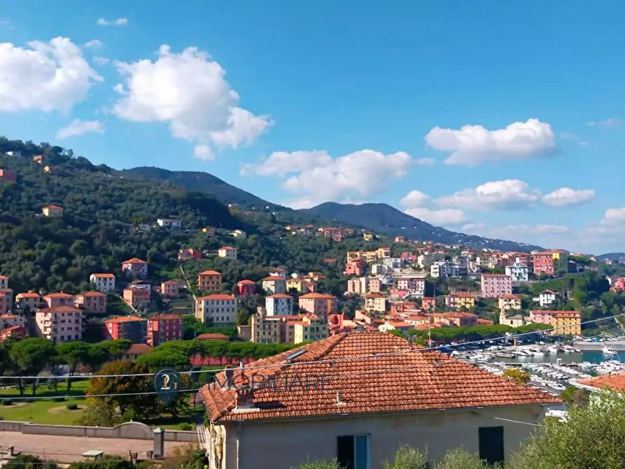 Immagine 14 di Appartamento in vendita  in Vicolo del Luogo 10 a Portovenere