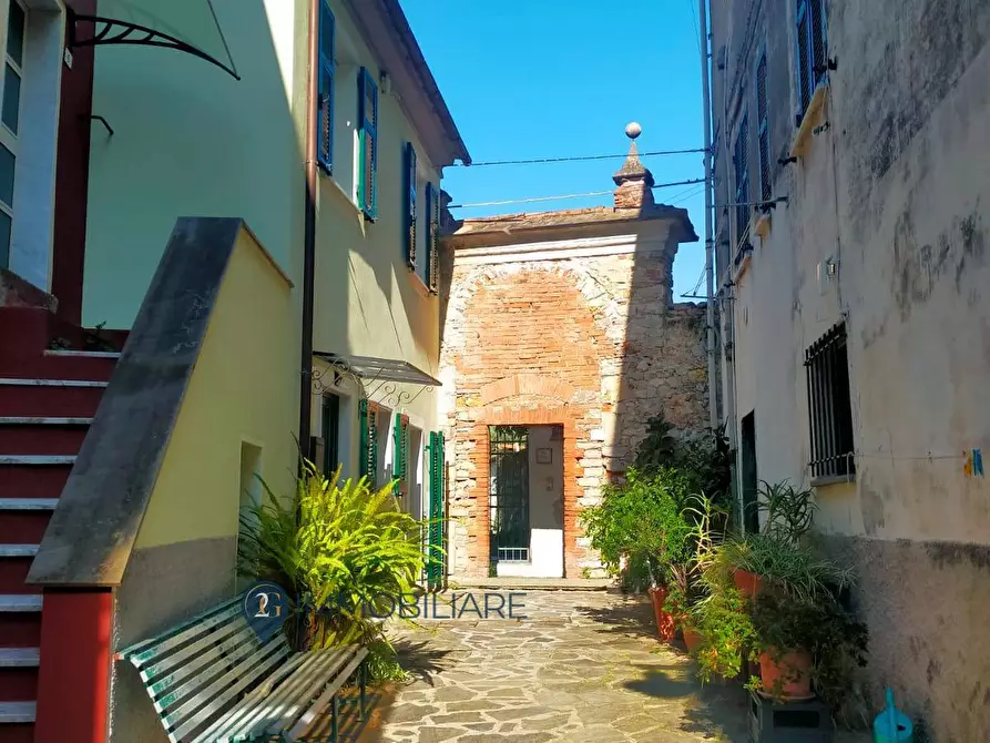 Immagine 17 di Appartamento in vendita  in Vicolo del Luogo 10 a Portovenere