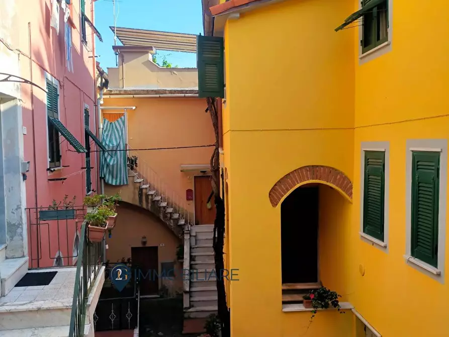 Immagine 13 di Appartamento in vendita  in Vicolo del Luogo 10 a Portovenere