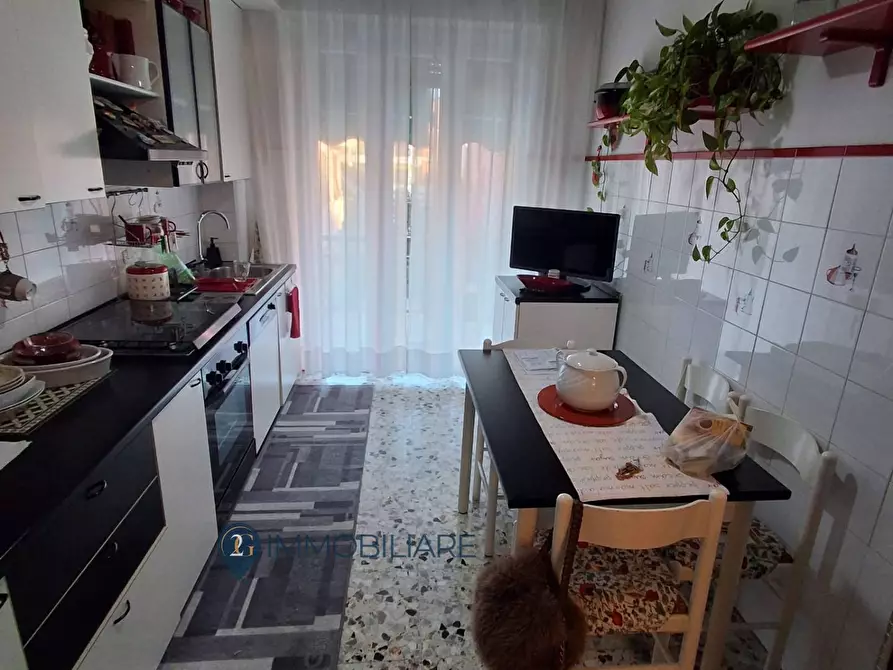 Immagine 8 di Appartamento in vendita  in Stradone D'oria 44 a La Spezia