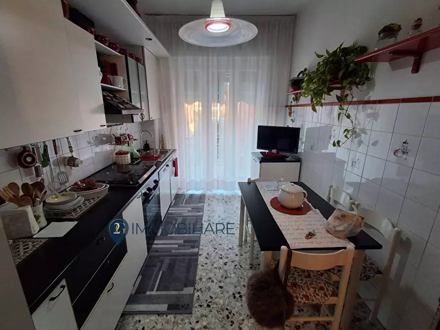 Immagine 31 di Appartamento in vendita  in Stradone D'oria 44 a La Spezia