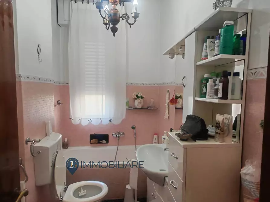 Immagine 36 di Appartamento in vendita  in Stradone D'oria 44 a La Spezia