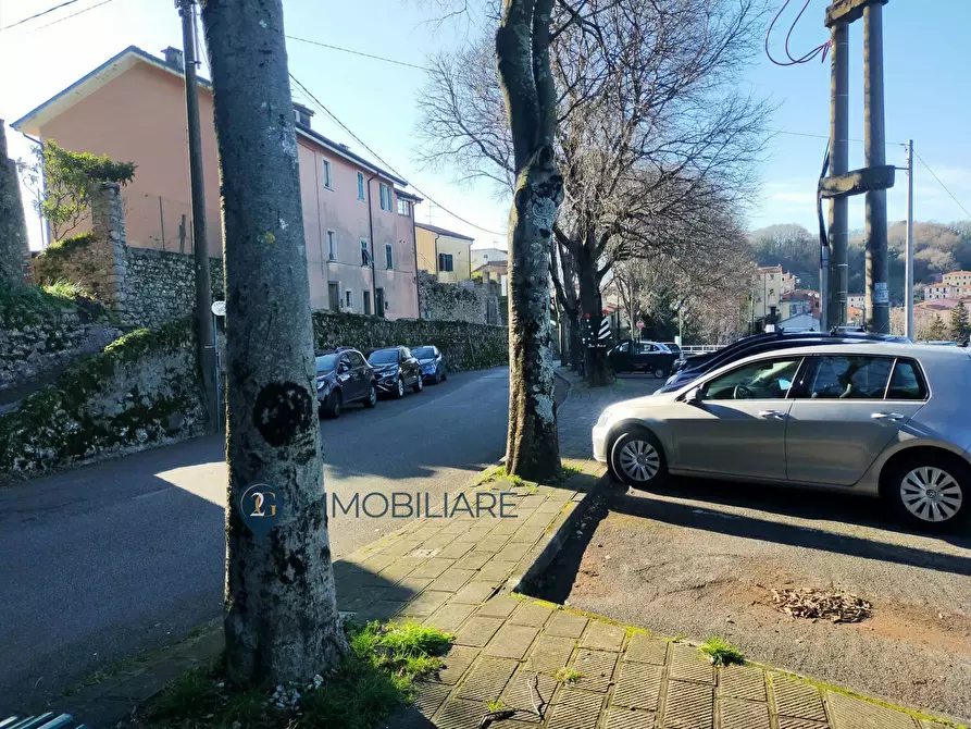 Immagine 19 di Appartamento in vendita  in via biancamano 11 a La Spezia