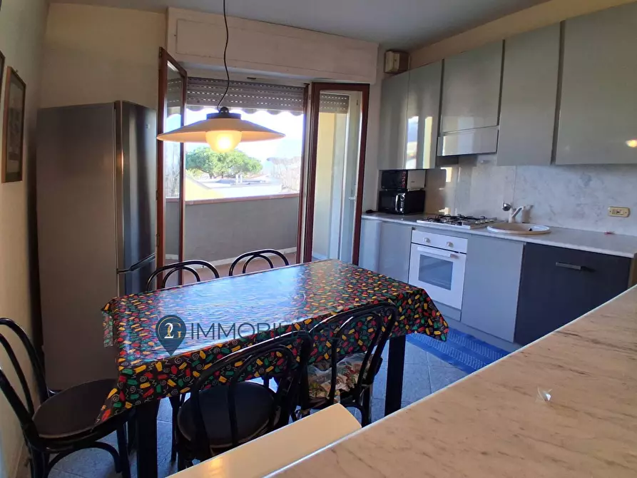 Immagine 6 di Appartamento in vendita  in via Filzi 134 a Viareggio