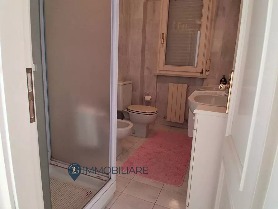 Immagine 18 di Appartamento in vendita  in via Filzi 134 a Viareggio