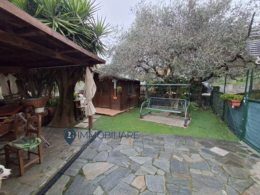 Immagine 55 di Appartamento in vendita  in Via Maddalena 48 a Vezzano Ligure