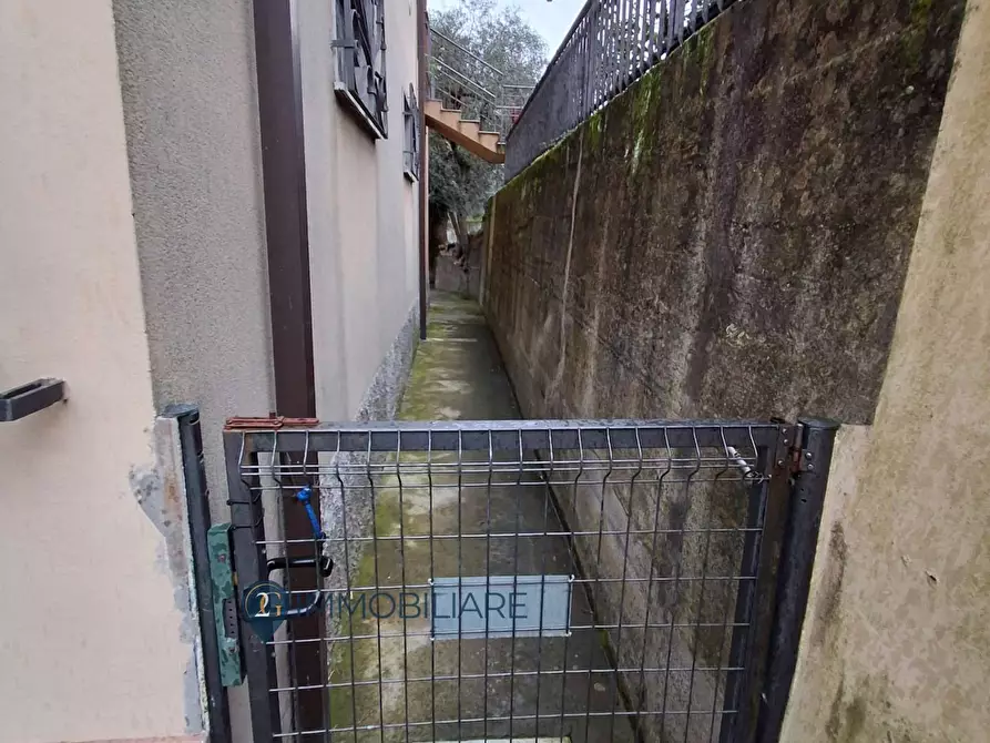 Immagine 45 di Appartamento in vendita  in Via Maddalena 48 a Vezzano Ligure