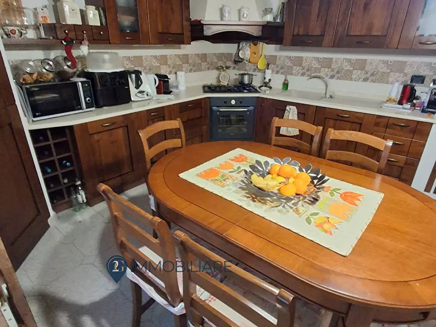 Immagine 12 di Appartamento in vendita  in Via Maddalena 48 a Vezzano Ligure