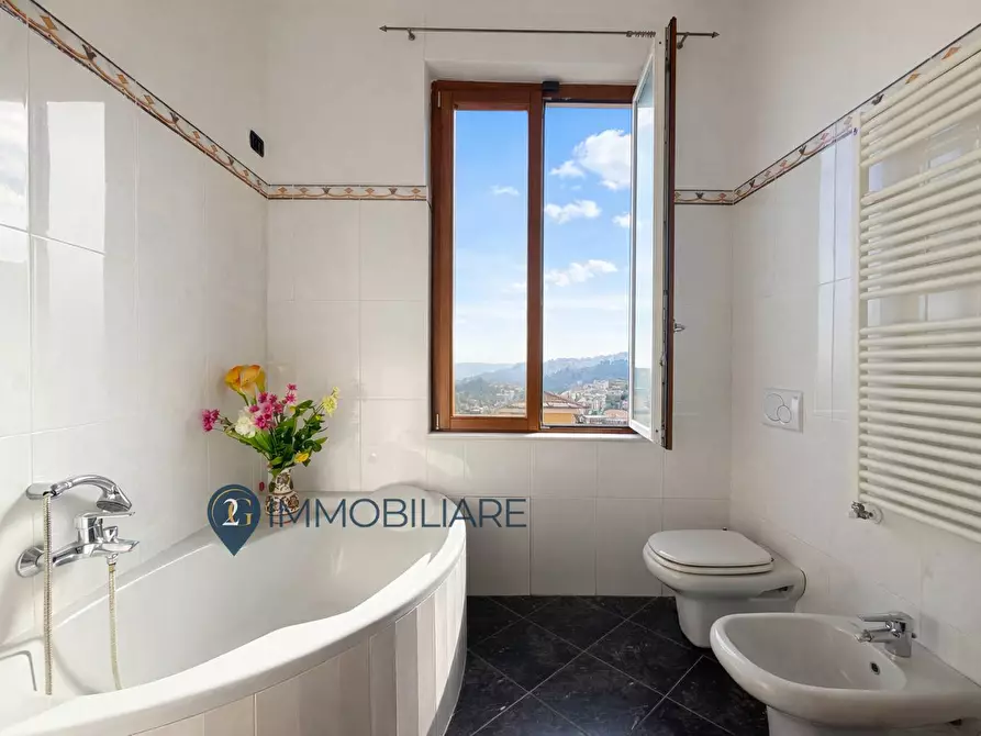 Immagine 11 di Appartamento in vendita  in Via Di Murlo 22 a La Spezia