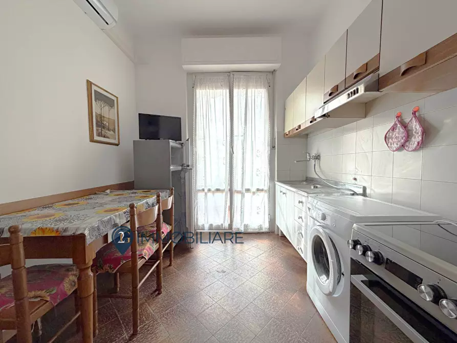 Immagine 5 di Appartamento in vendita  in Via Della Repubblica 3 a Sarzana