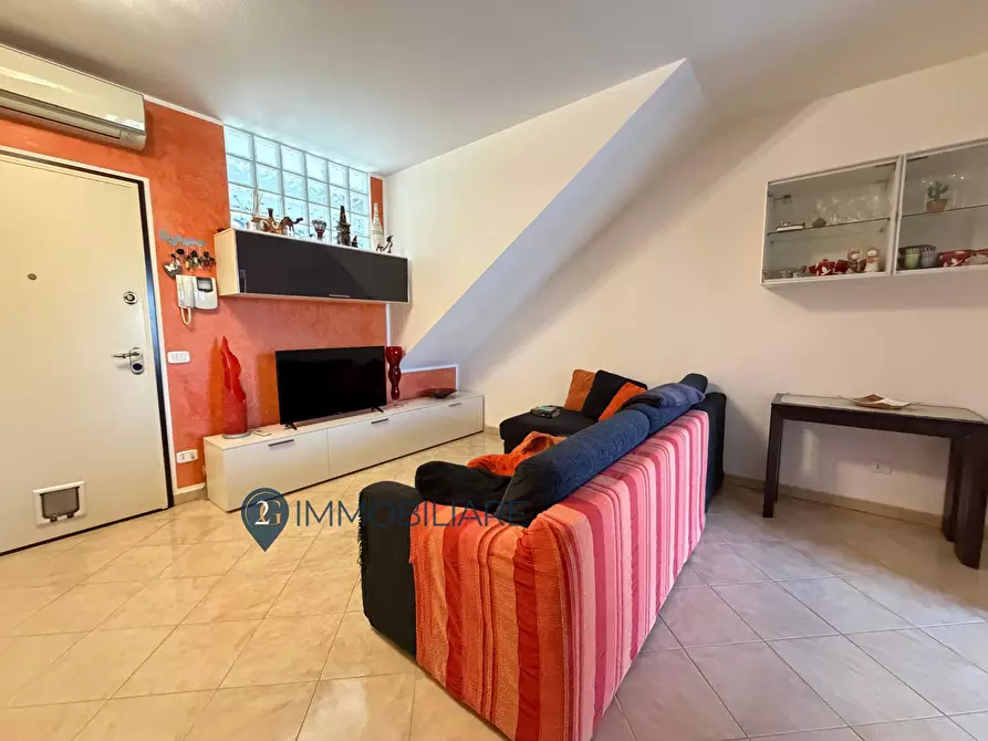 Immagine 10 di Casa indipendente in vendita  in Via Ferdinando Compagni 19 a Massa