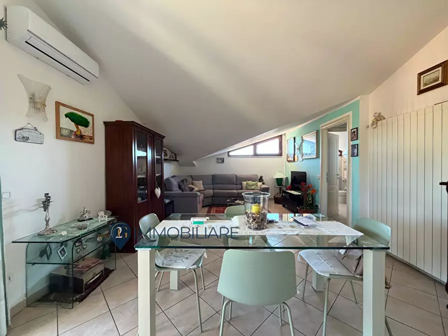 Immagine 25 di Casa indipendente in vendita  in Via Ferdinando Compagni 19 a Massa